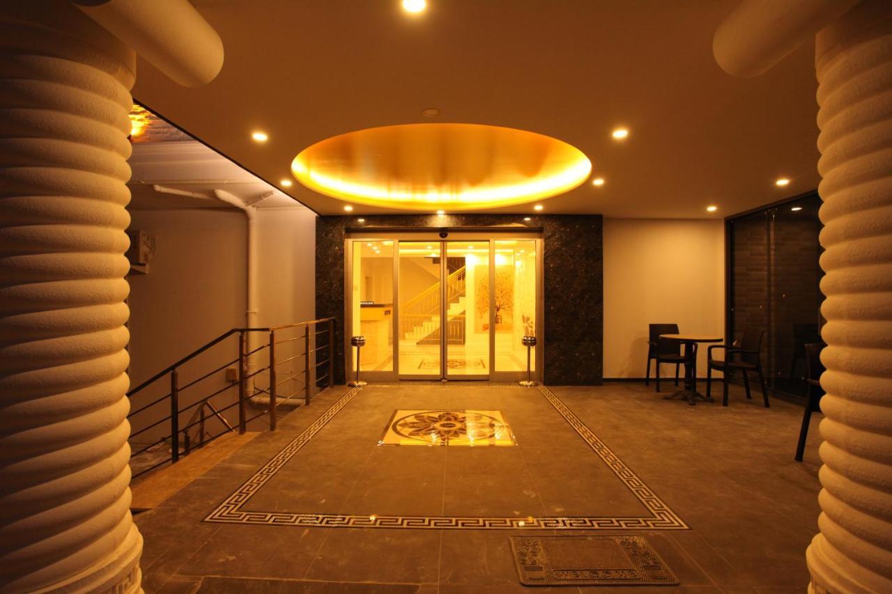 Golden Spark Aparthotel Antália Exterior foto