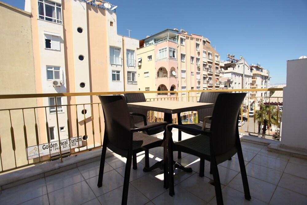 Golden Spark Aparthotel Antália Exterior foto
